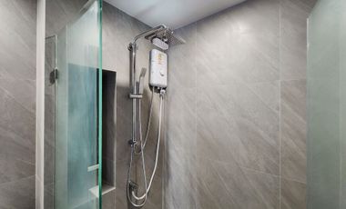 For rent 1 bed condo in Bang Rak, Bangkok