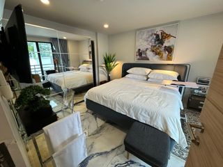 For rent 2 bedrooms condo in Sathon, Bangkok