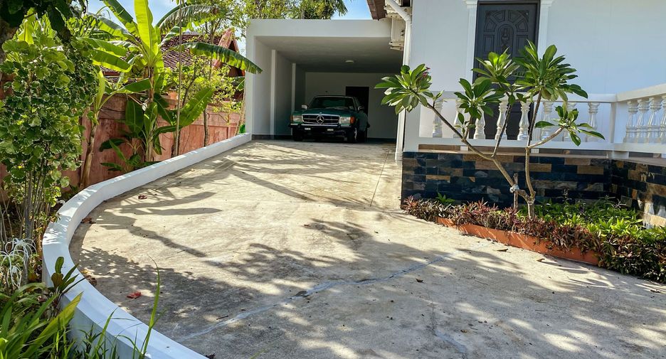 À vendre et à louer 5 chambres villa à Mueang Phuket, Phuket