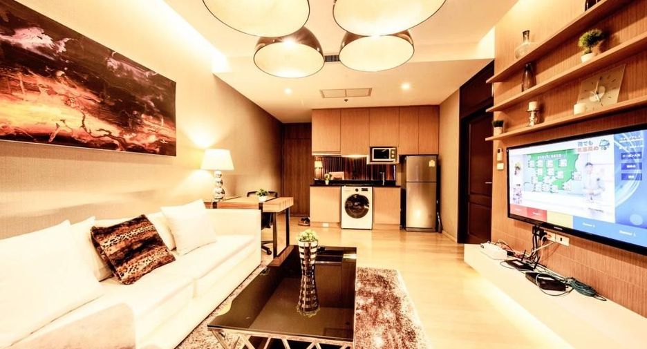For rent 1 bed condo in Khlong Toei, Bangkok