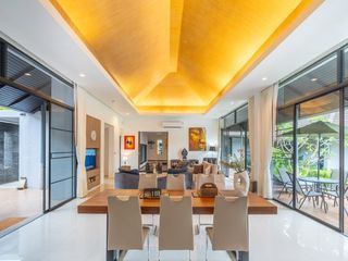Villa zum Kauf mit 4 Zimmer in Kathu, Phuket