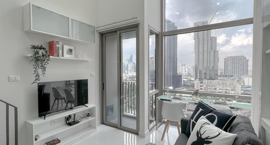 For rent 1 bed condo in Khlong Toei, Bangkok