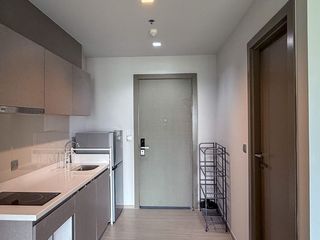 For rent studio condo in Huai Khwang, Bangkok