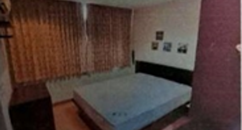 For rent 2 bedrooms condo in Wang Thonglang, Bangkok