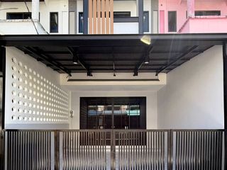 出售 3 卧室 联排别墅 在 Phuket Town, 普吉
