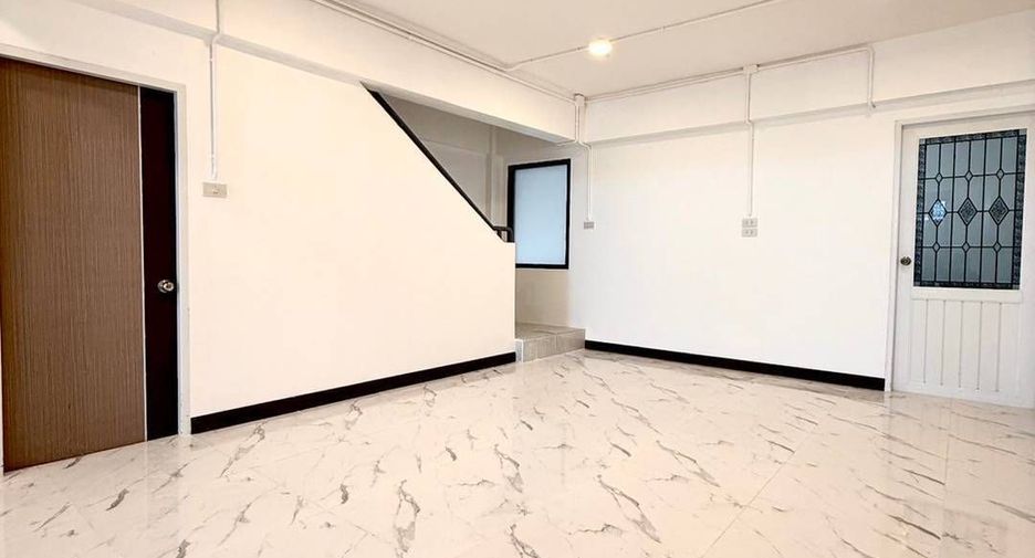Casa adosada en venta de 3 habitaciones en Mueang Phuket, Phuket
