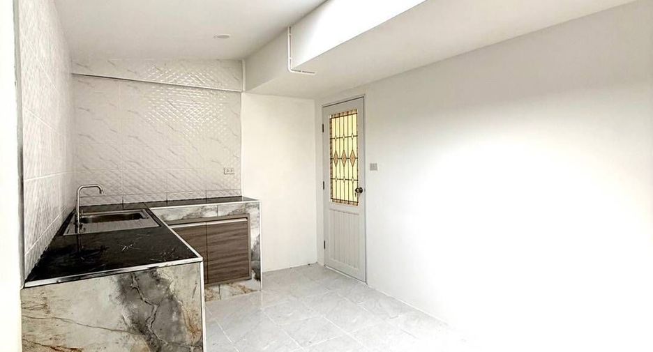 Casa adosada en venta de 3 habitaciones en Mueang Phuket, Phuket