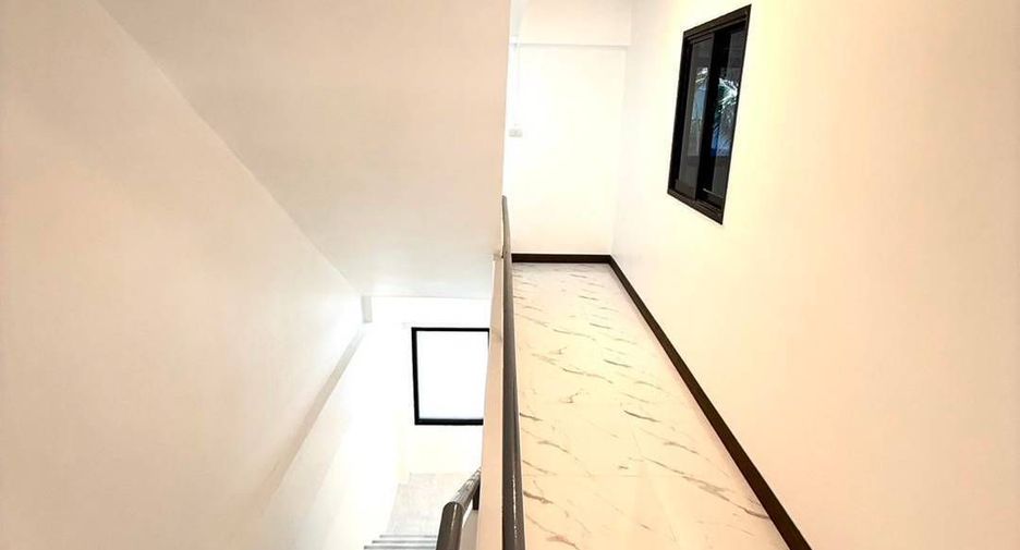 Casa adosada en venta de 3 habitaciones en Mueang Phuket, Phuket
