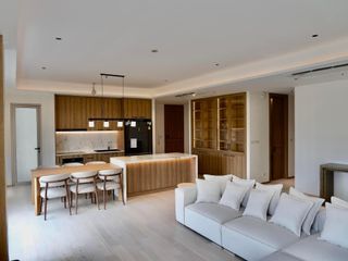 For rent 2 bedrooms condo in Yan Nawa, Bangkok