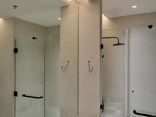 For rent 2 bedrooms condo in Yan Nawa, Bangkok