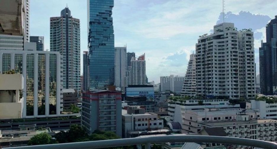 For sale 2 bedrooms condo in Sathon, Bangkok