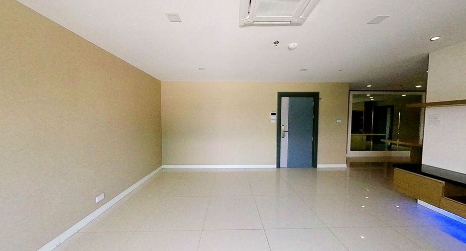 À vendre 2 chambres condo à Watthana, Bangkok