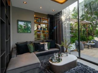 Casa en venta de 5 habitaciones en Taling Chan, Bangkok