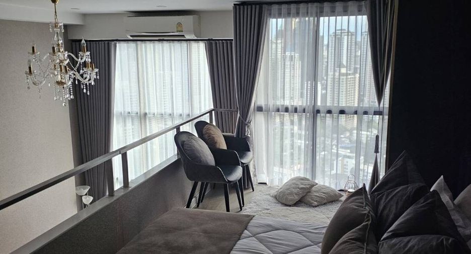 Condo en alquiler de 2 habitaciones en Sathon, Bangkok