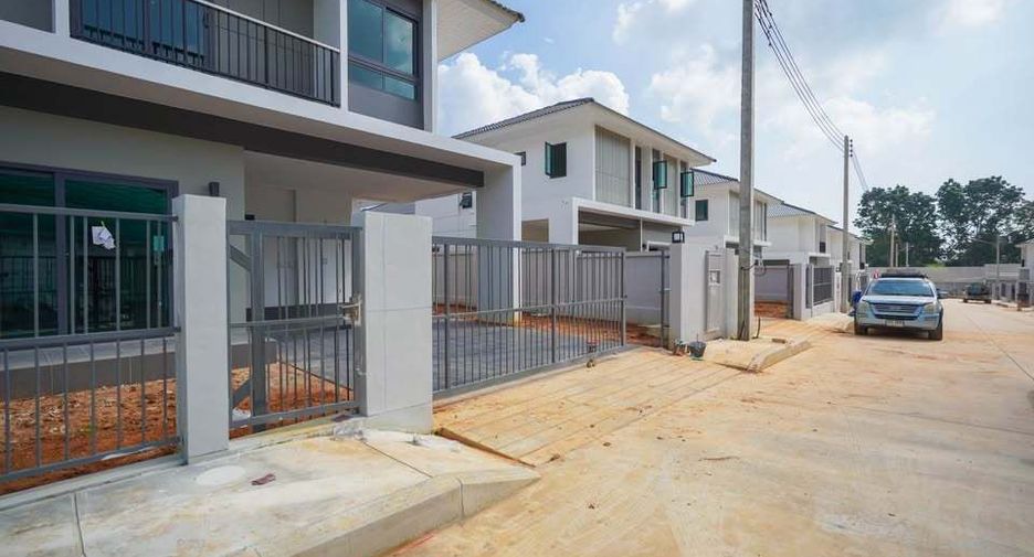 Casa en venta de 4 habitaciones en Thalang, Phuket
