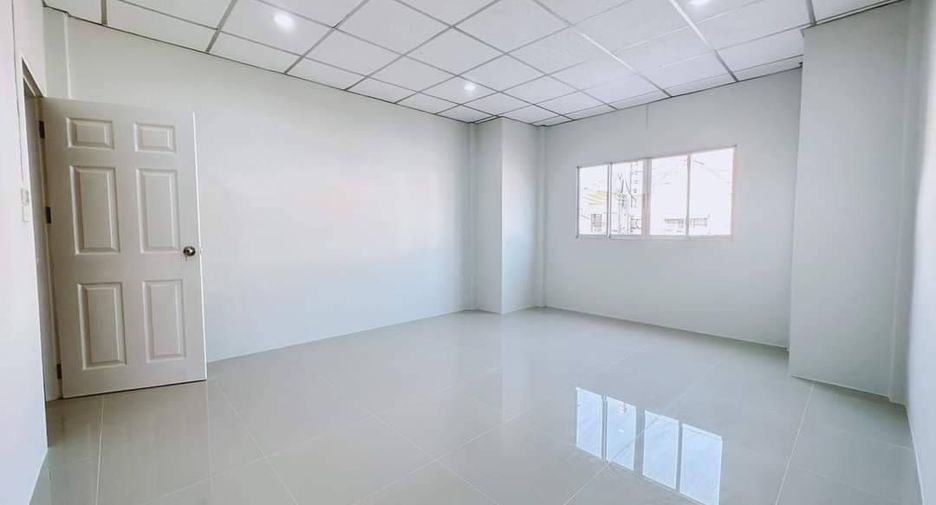 For sale 2 bedrooms townhouse in Nong Khaem, Bangkok
