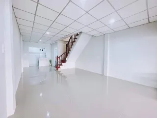 出售 2 卧室 联排别墅 在 Nong Khaem, 曼谷