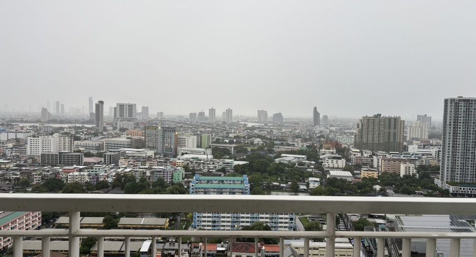For sale 1 bed condo in Thon Buri, Bangkok