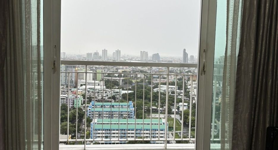 For sale 1 bed condo in Thon Buri, Bangkok