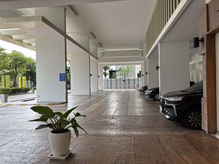出售 1 卧室 公寓 在 Thon Buri, 曼谷
