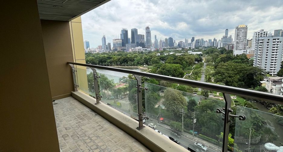 Wohnung zur Miete mit 2 Zimmer in Khlong Toei, Bangkok