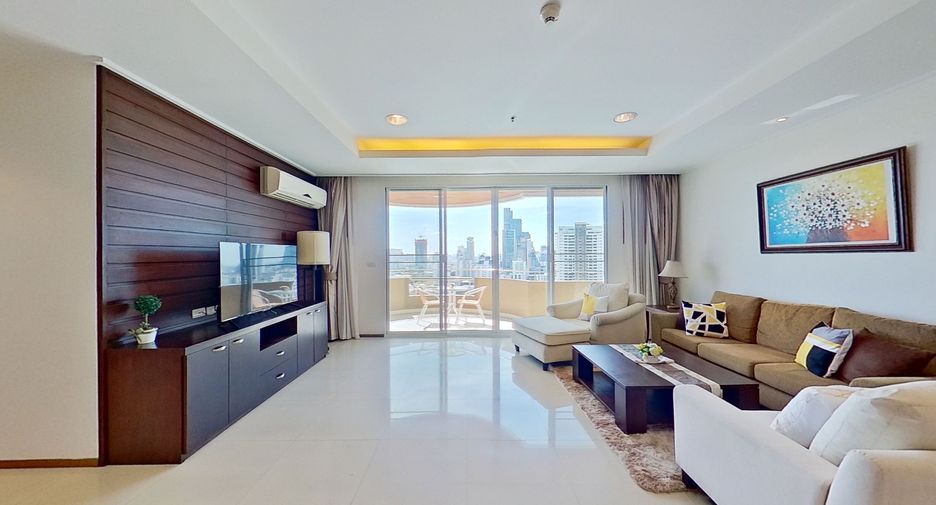 For rent 3 bedrooms condo in Watthana, Bangkok