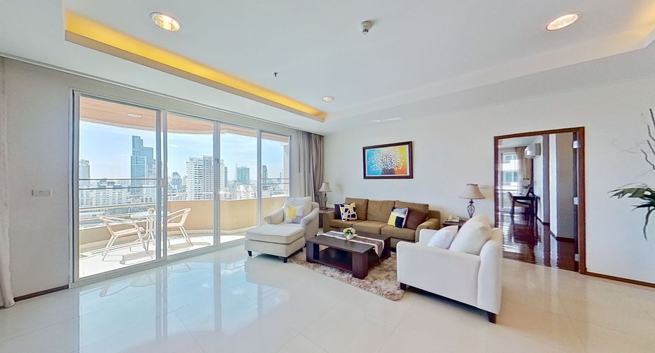 For rent 3 bedrooms condo in Watthana, Bangkok