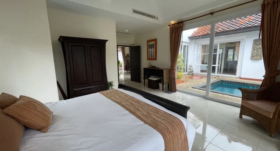 For sale 5 bedrooms villa in Kathu, Phuket