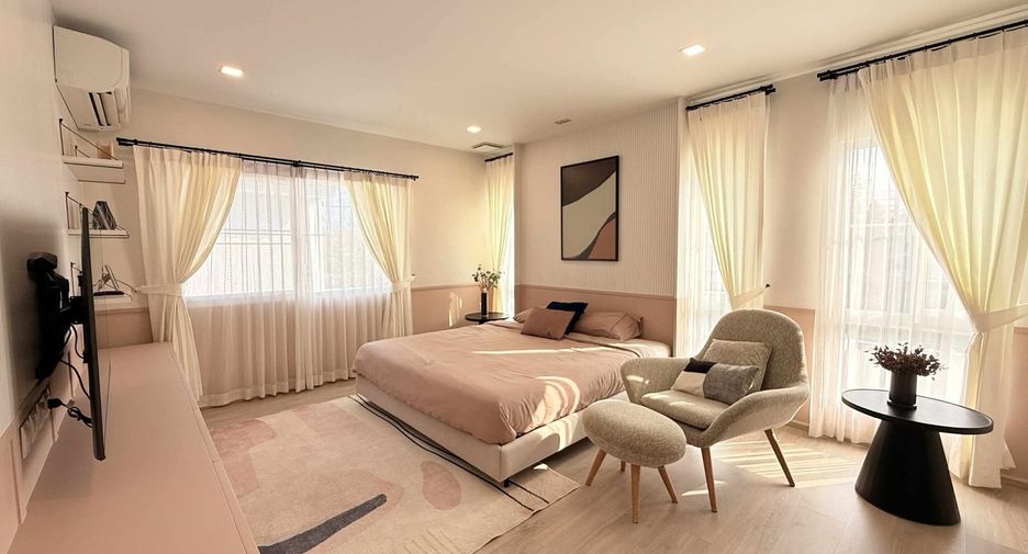 Haus zur Miete mit 4 Zimmer in Bang Phli, Samut Prakan