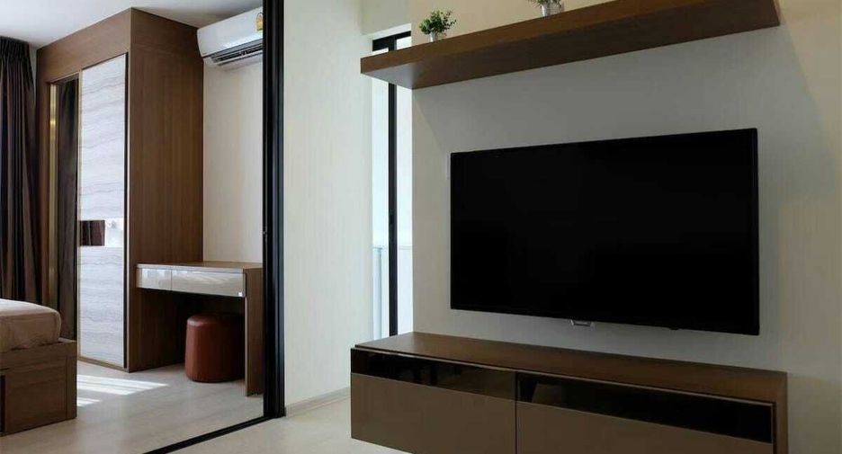 For rent 1 bed condo in Watthana, Bangkok