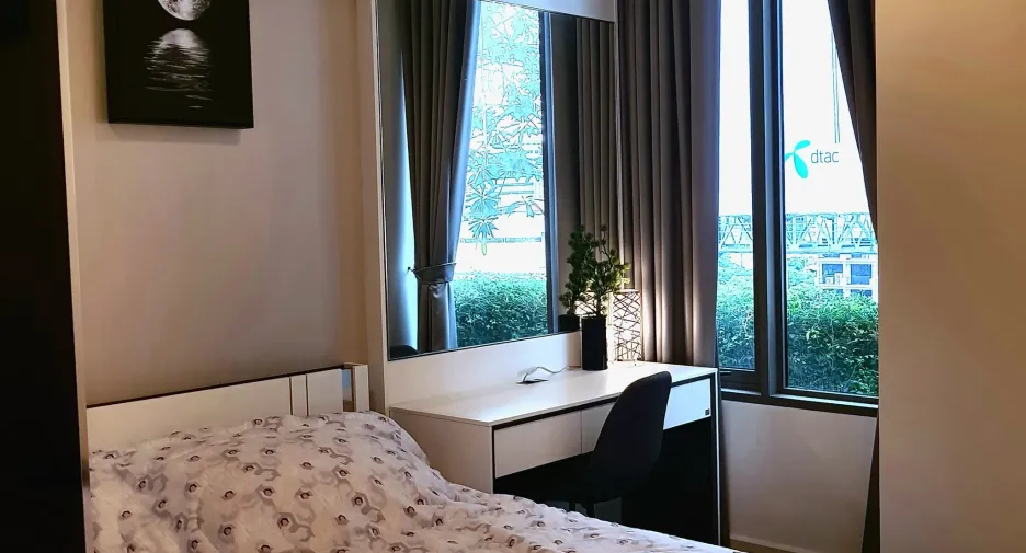 For rent 2 bedrooms condo in Sathon, Bangkok