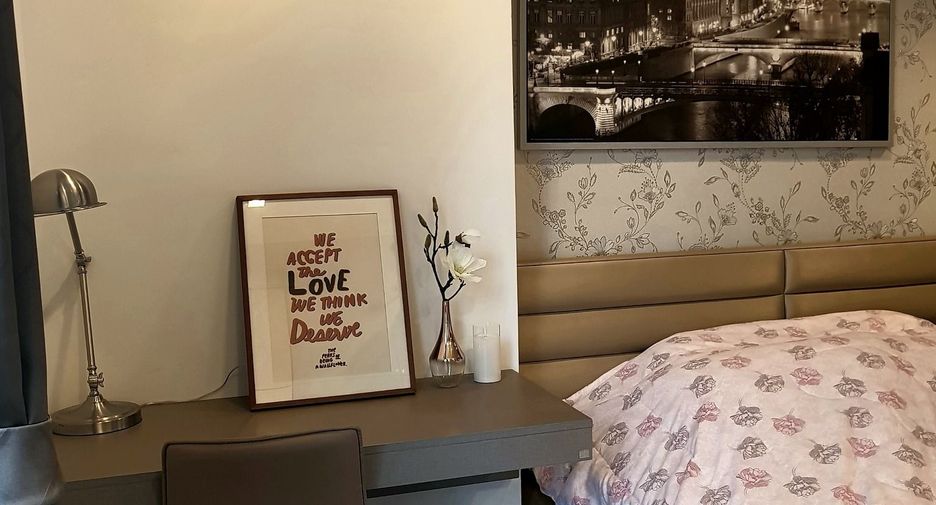 For rent 2 bedrooms condo in Sathon, Bangkok