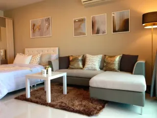 For rent studio condo in Yan Nawa, Bangkok