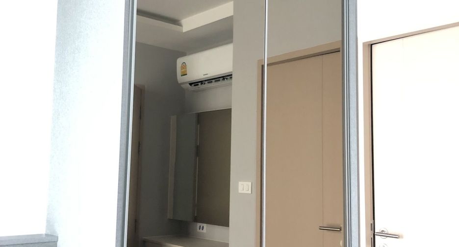 For sale 1 bed condo in Phra Khanong, Bangkok