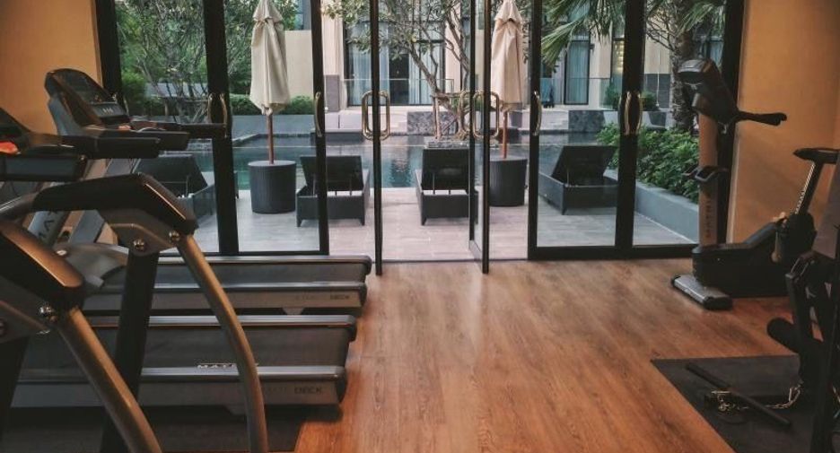 For sale 1 bed condo in Phra Khanong, Bangkok