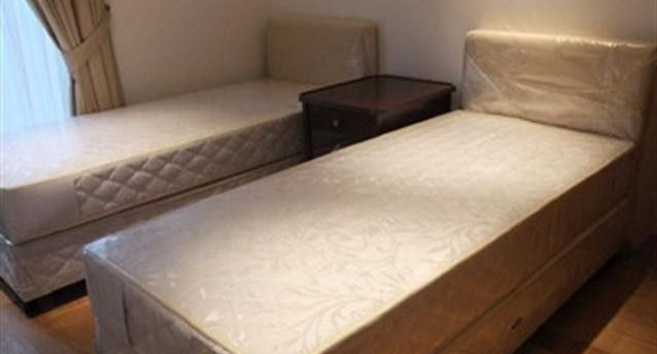 For rent 2 bedrooms condo in Sathon, Bangkok