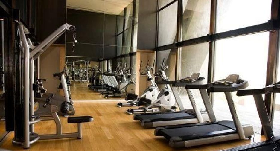 For rent 2 bedrooms condo in Sathon, Bangkok