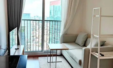 Wohnung zur Miete mit 1 Zimmer in Huai Khwang, Bangkok