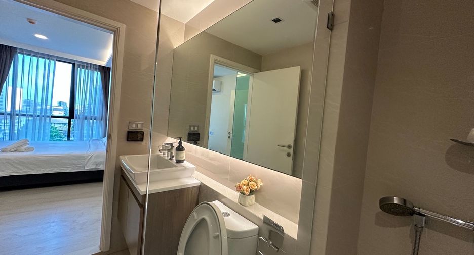 For rent 1 bed condo in Khlong Toei, Bangkok