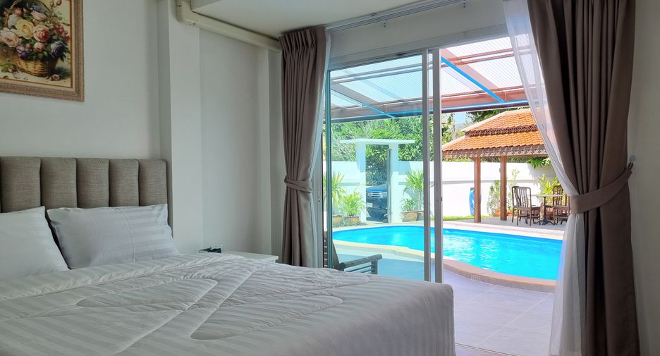 For rent 3 bedrooms villa in Mueang Phuket, Phuket