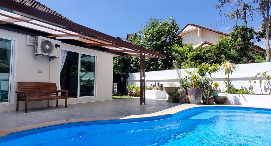 For rent 3 bedrooms villa in Mueang Phuket, Phuket