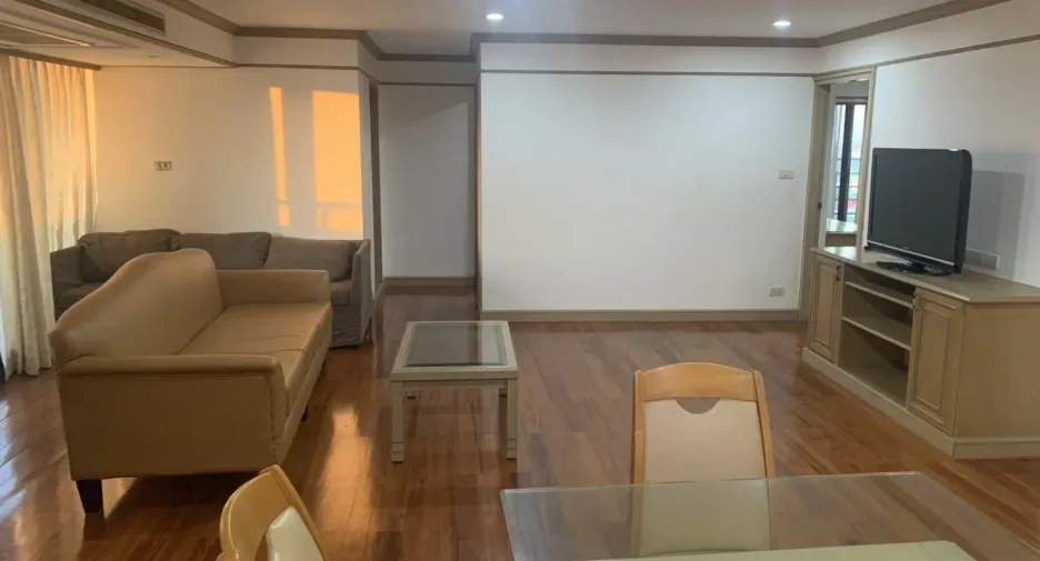 For rent 3 bedrooms condo in Suan Luang, Bangkok
