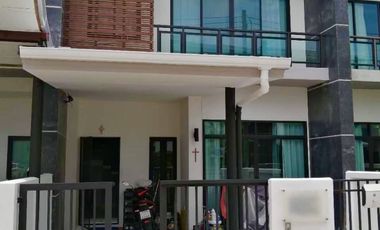 For sale 3 bedrooms townhouse in Thalang, Phuket