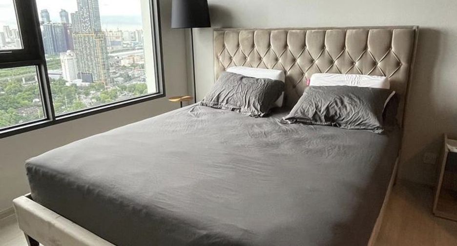 For rent 1 bed condo in Pathum Wan, Bangkok