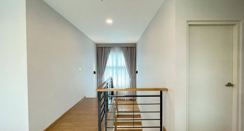 Haus zur Miete mit 4 Zimmer in Bang Phli, Samut Prakan