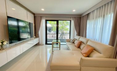 Аренда 4 спальни дом в Bang Phli, Самутпракан