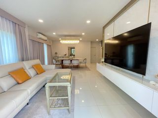 Haus zur Miete mit 4 Zimmer in Bang Phli, Samut Prakan