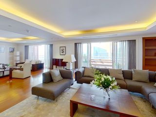 出售 和 出租 4 卧室 公寓 在 Khlong Toei, 曼谷