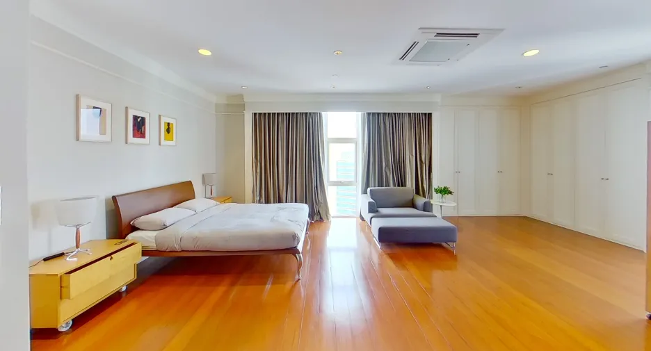 ขาย และ ให้เช่า 4 ห้องนอน คอนโด ใน คลองเตย, กรุงเทพฯ