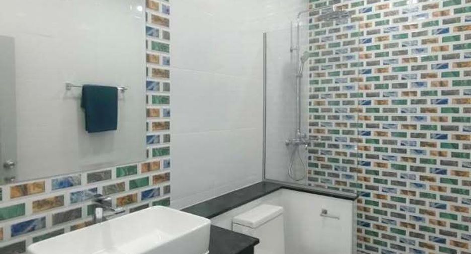 Reihenhaus zur Miete mit 2 Zimmer in Mueang Phuket, Phuket